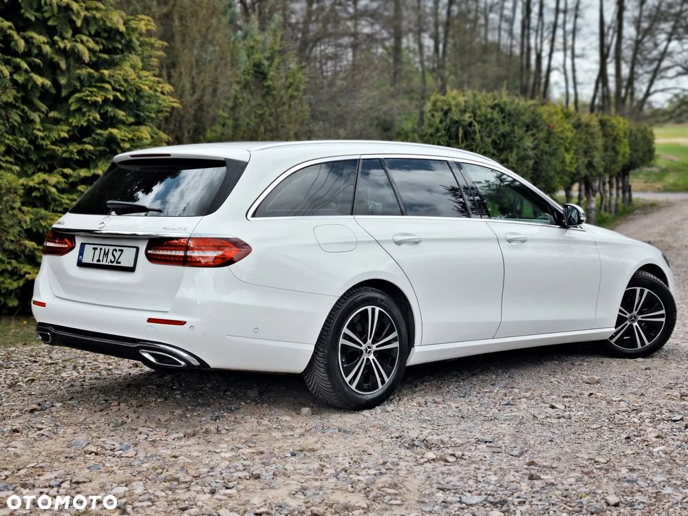 Mercedes-Benz Klasa E 220 d 4Matic 9G-TRONIC Sportstyle Edition - 14