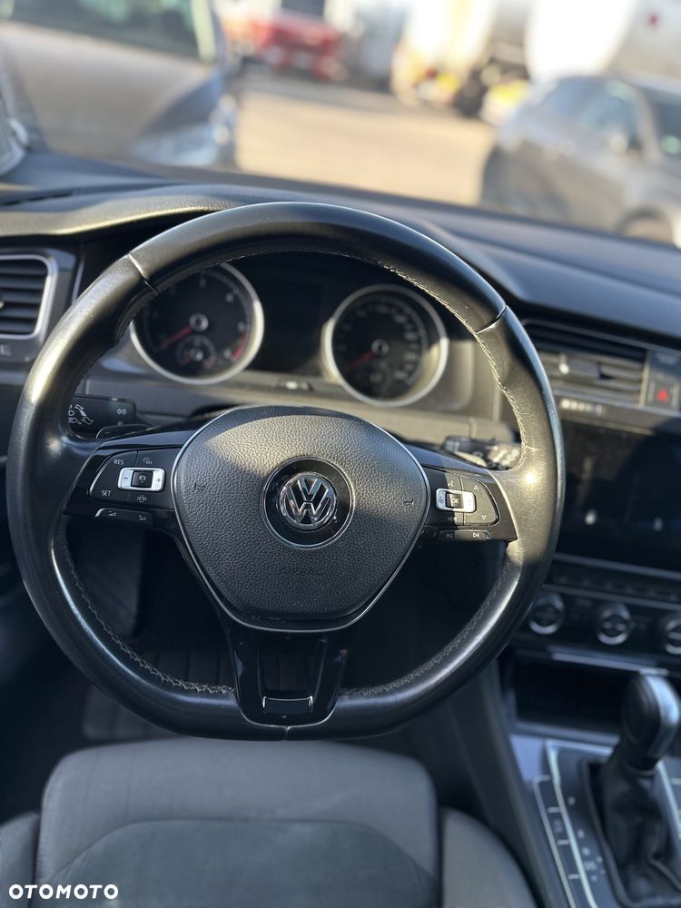 Volkswagen Golf 2.0 TDI SCR DSG Comfortline - 11