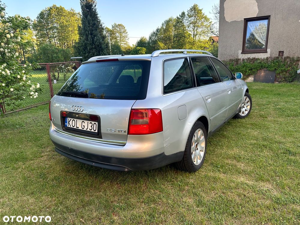 Audi A6 Avant ver-a6-avant-2-5-tdi - 5
