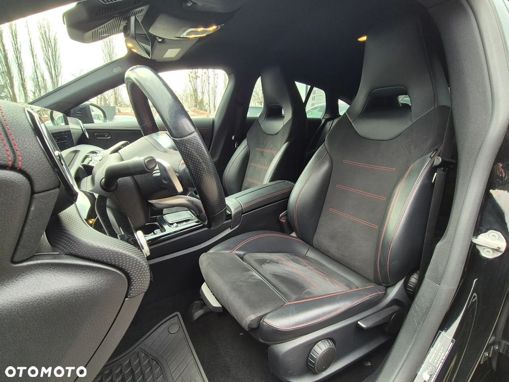 Mercedes-Benz CLA 220 d 8G-DCT AMG Line - 24