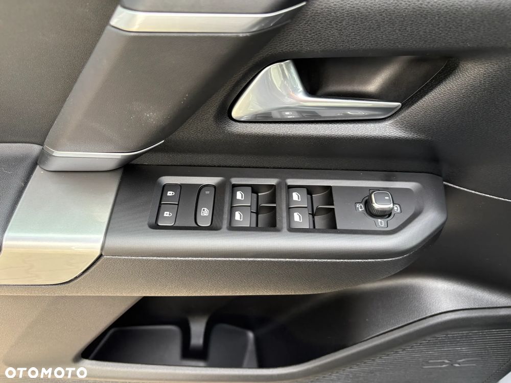 Jeep Compass 1.2 T3 mHEV First Edition FWD DCT - 17