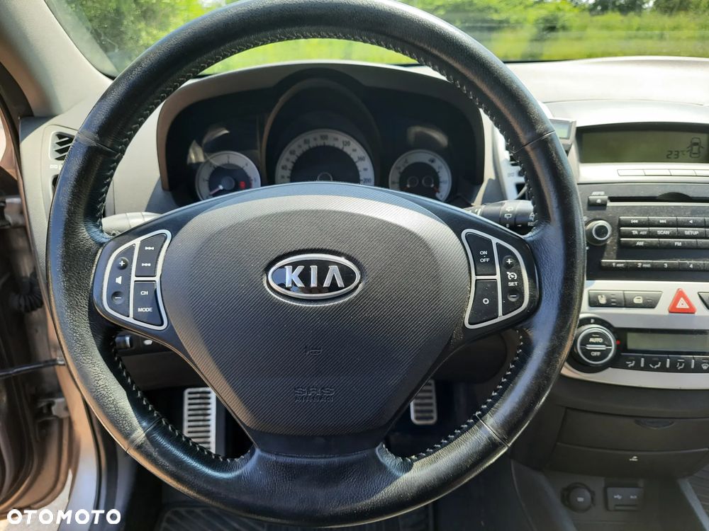 Kia Ceed 2.0 crdi Optimum + - 7