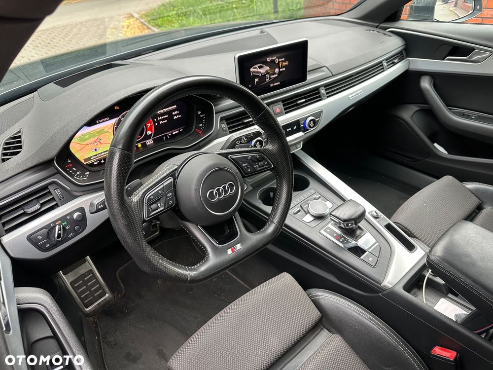 Audi A4 Limousine - 10