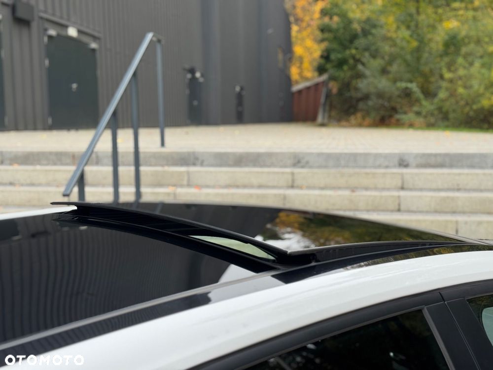 Hyundai i30 1.5 T-GDI 48V-Hybrid N-Line - 18