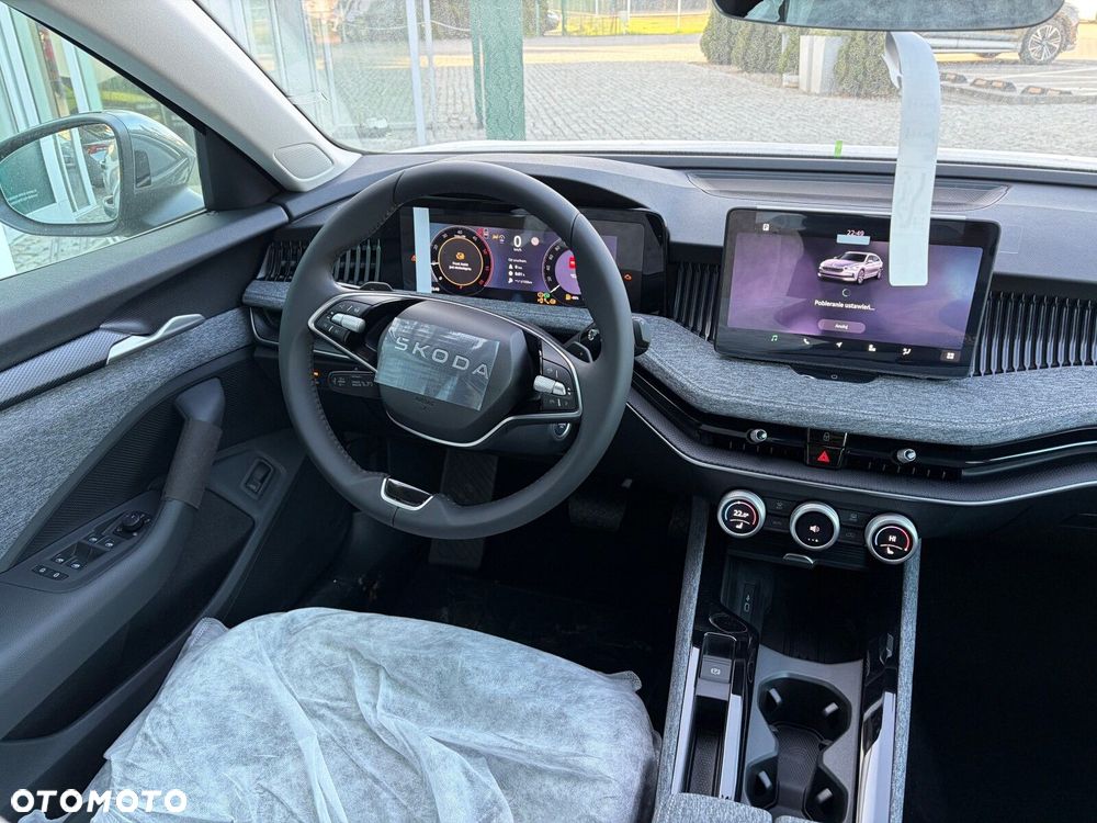 Skoda Superb 2.0 TDI SCR Drive DSG - 11