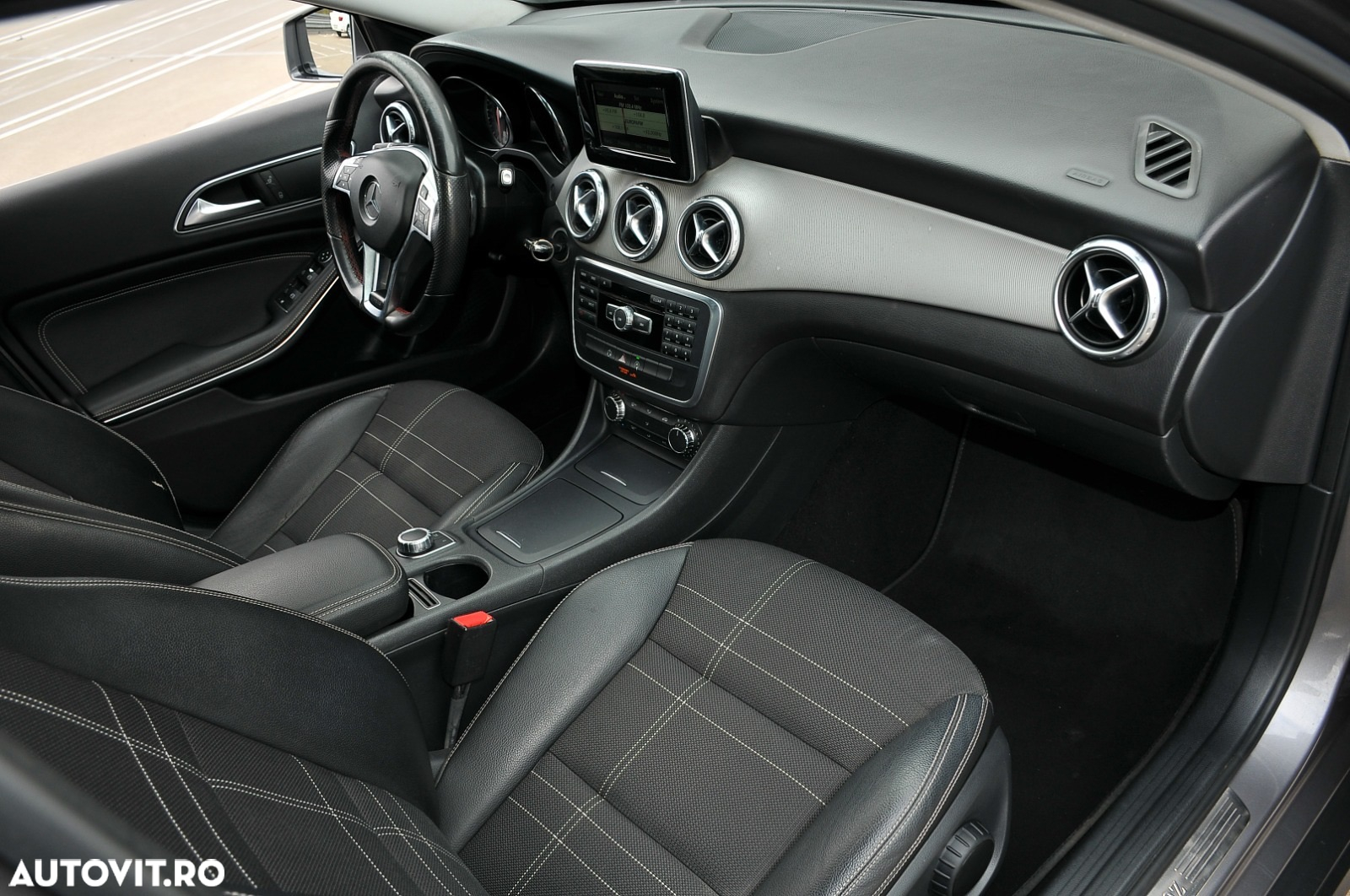 Mercedes-Benz GLA 200 (CDI) d 7G-DCT AMG Line - 12