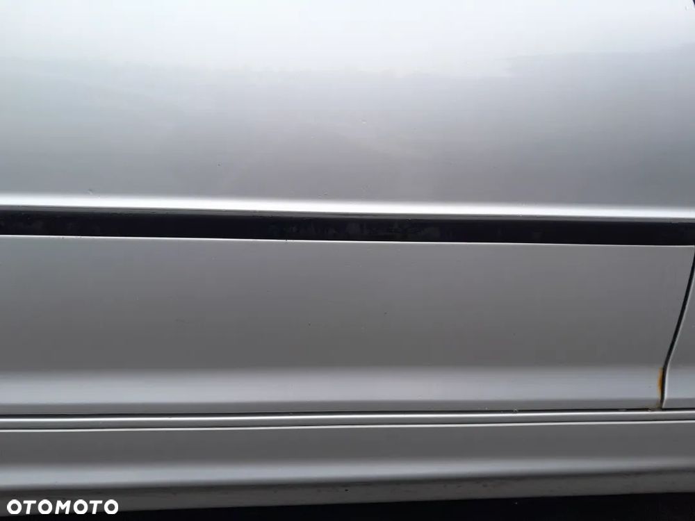 BMW E46 DRZWI PRAWE PRZEDNIE PRAWY PRZÓD SEDAN KOLOR: 354 - 4