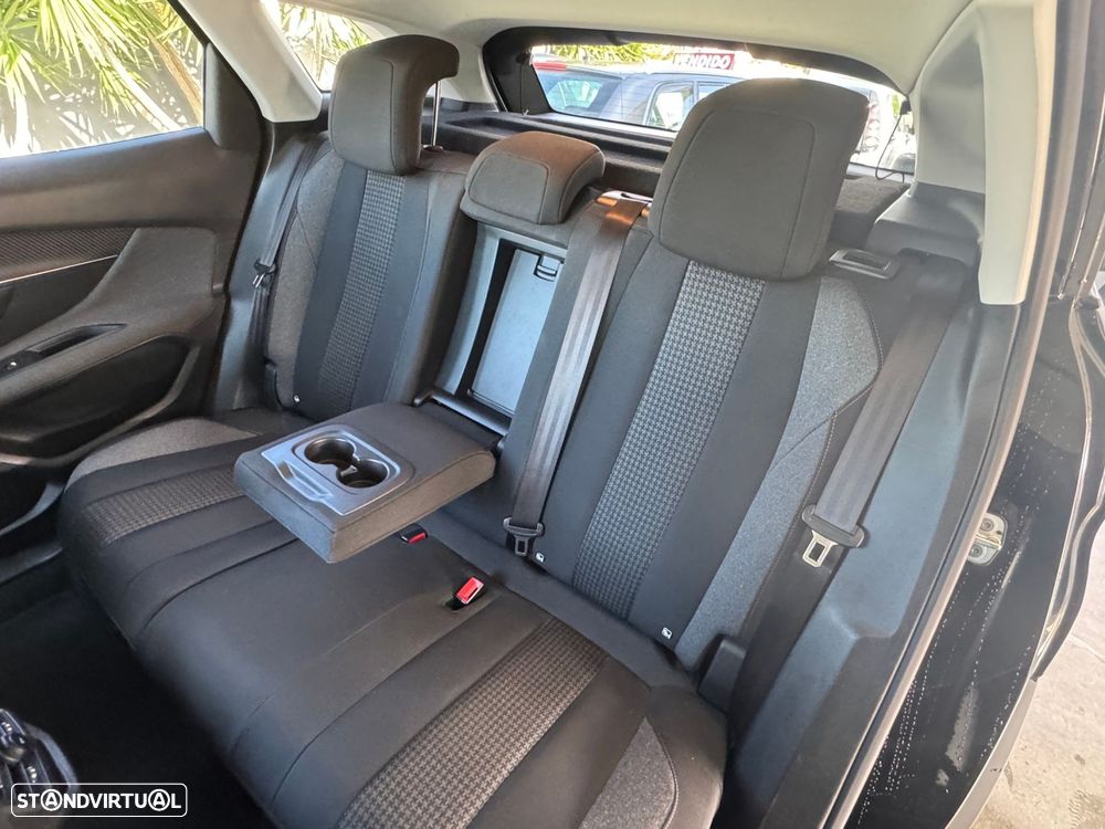 Peugeot 3008 1.5 BlueHDi Active Pack - 18