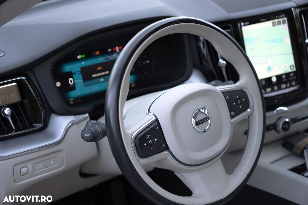 Volvo XC 60 Recharge T6 Twin Engine eAWD Inscription Expression - 10