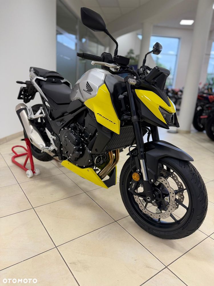 Honda CB - 8