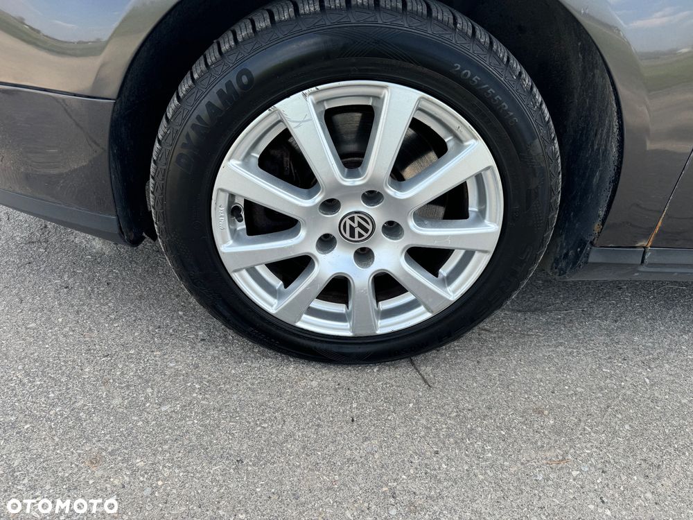 Volkswagen Passat 2.0 TDI Highline - 9