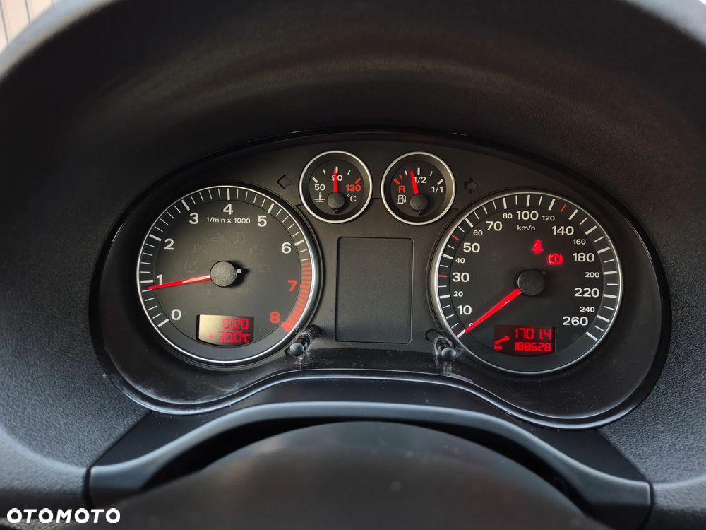Audi A3 Sportback 1.6 Ambiente - 8