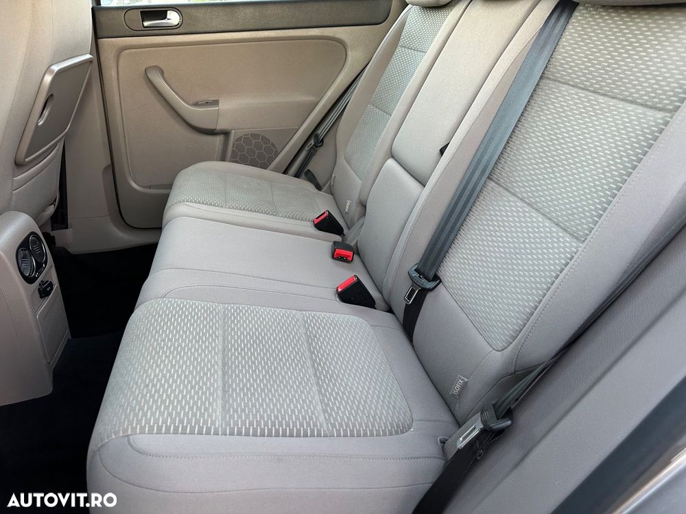 Volkswagen Golf Plus 1.2 TSI DSG Style - 12