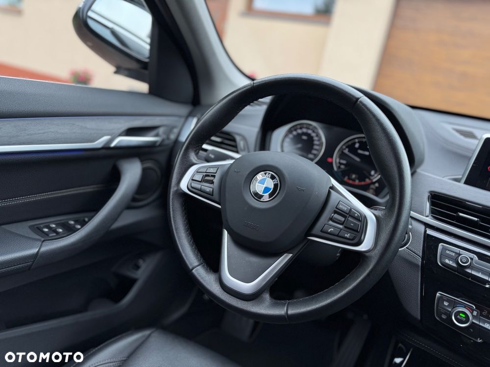 BMW X1 sDrive18d xLine - 10