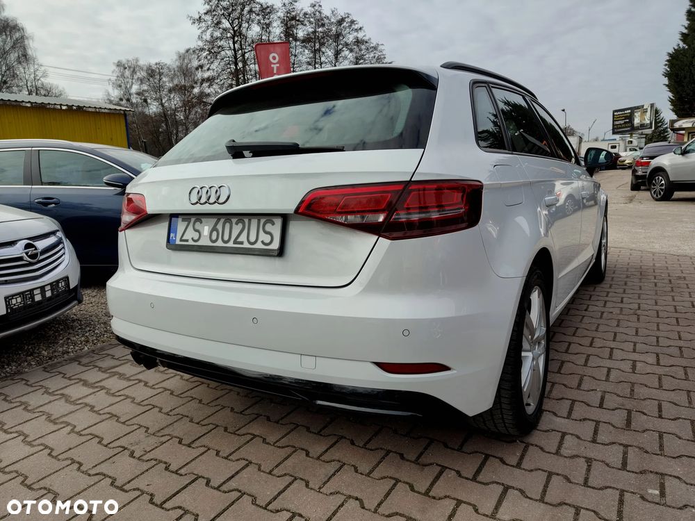 Audi A3 Sportback 35 TFSI S tronic - 5