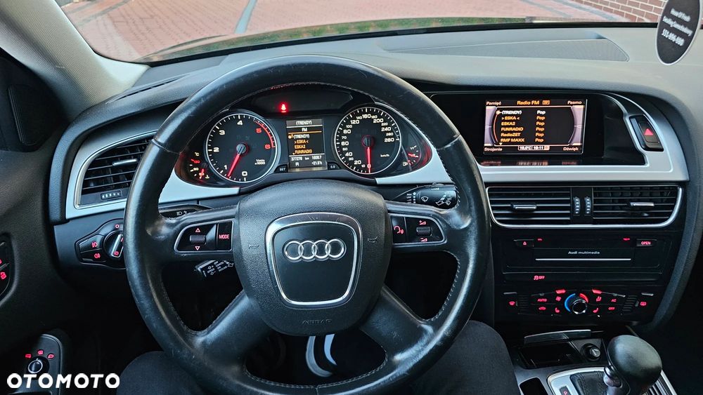 Audi A4 Avant 2.7 TDI DPF multitronic Attraction - 35