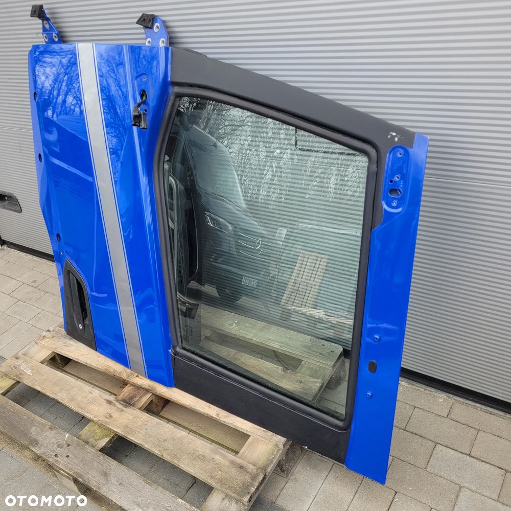 DRZWI LEWE IVECO S WAY ORYGINAŁ - 2