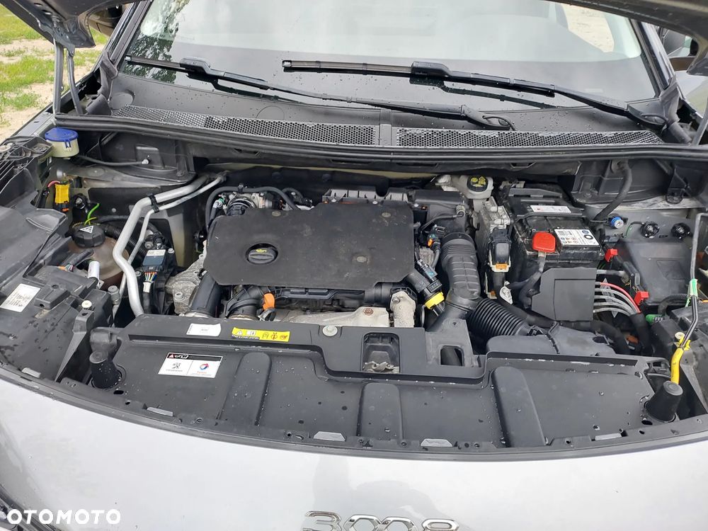 Peugeot 3008 1.5 BlueHDi Allure Pack S&S EAT8 - 25