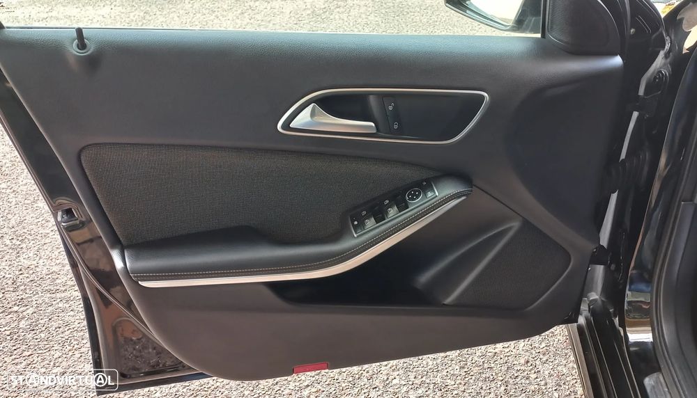 Mercedes-Benz A 180 d Urban - 16