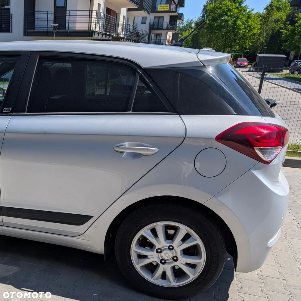 Hyundai i20 - 11