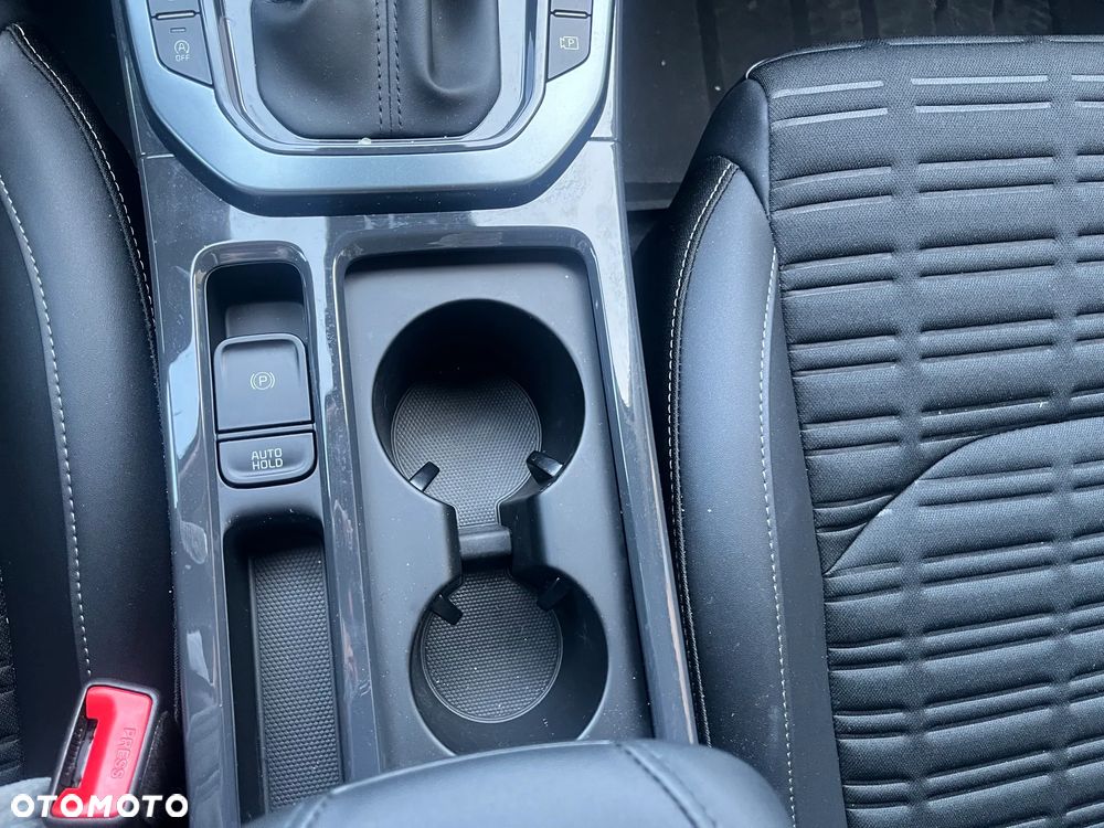 Kia XCeed 1.6 T-GDI L DCT - 25
