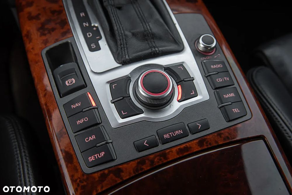 Audi A6 Limousine 3.0 TDI Quattro Tiptronic - 25