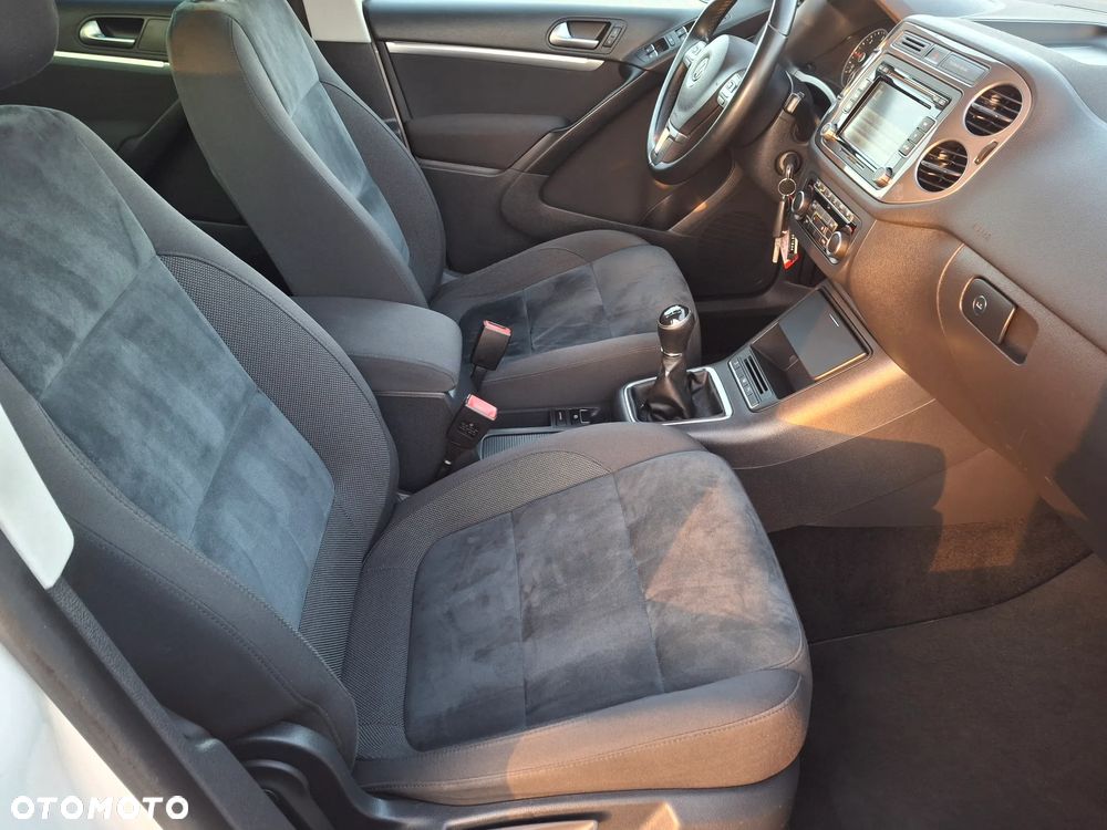 Volkswagen Tiguan 2.0 TDI DPF 4Motion Track & Style - 28