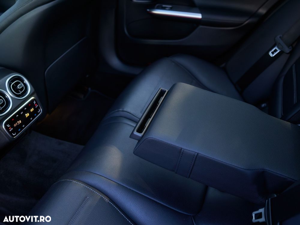 MERCEDES-BENZ C-Class 2022 — imagine 33