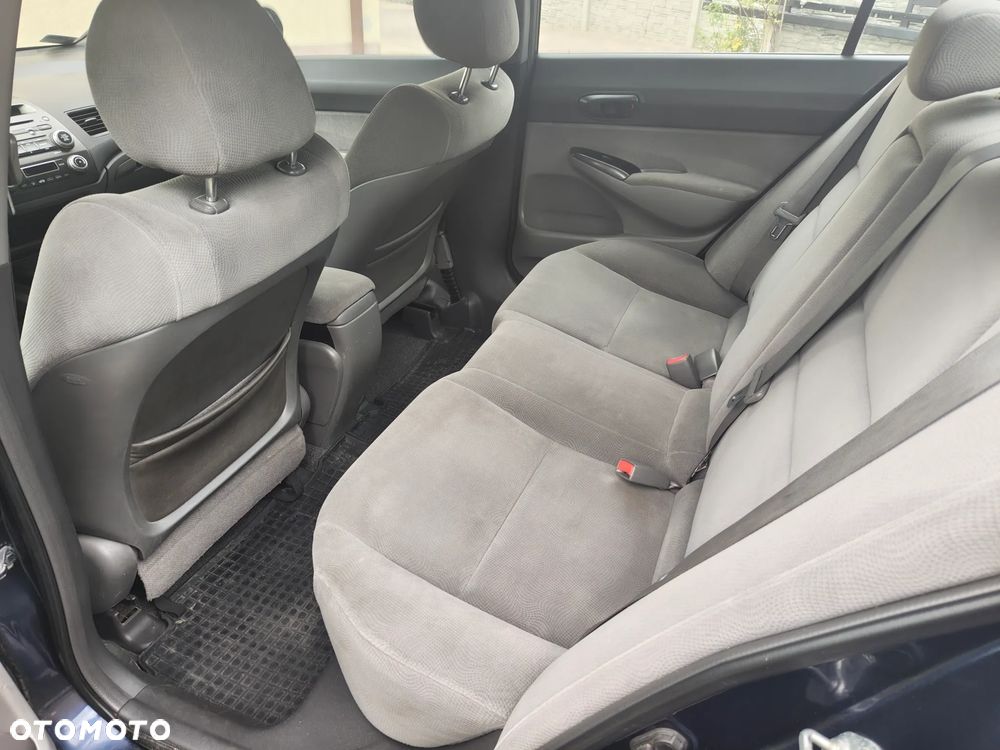 Honda Civic 1.8 Comfort - 10