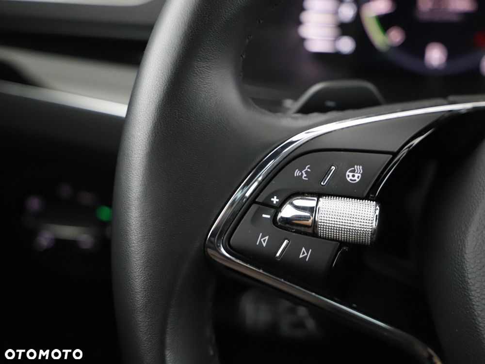 Skoda Superb 2.0 TSI 4x4 L&K DSG - 24