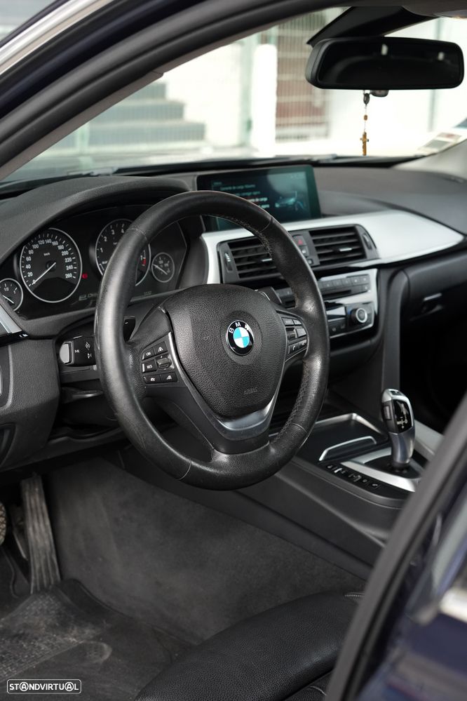 BMW 330 e iPerformance Line Luxury - 9