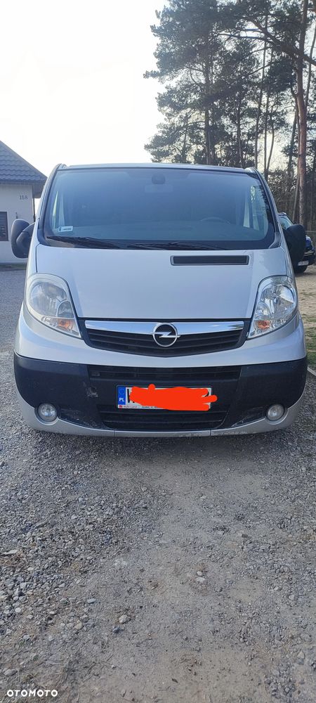 Opel Vivaro - 1