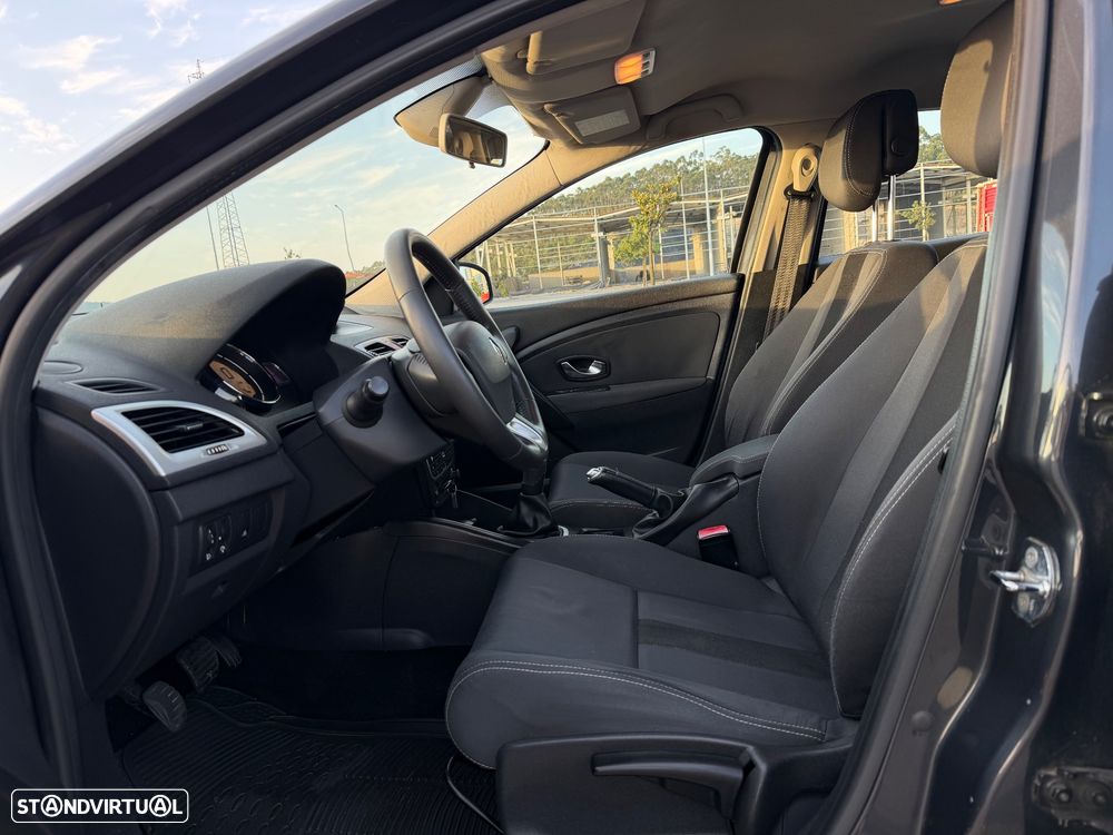 Renault Mégane Sport Tourer 1.5 dCi Confort CO2 Champion - 12