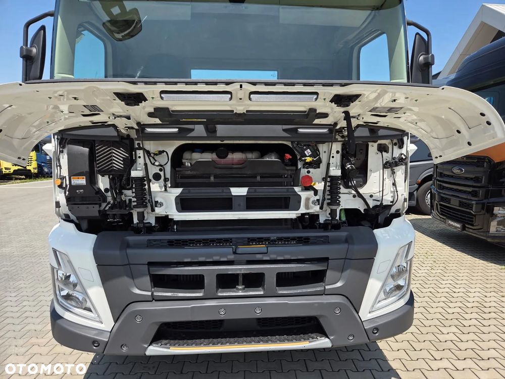 Volvo FMX 6x2 - 6