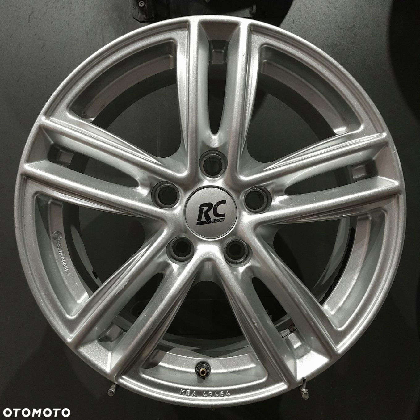 Felgi 16 5x112 Volkswagen Passat B6, Golf V VI VII Caddy F504115-11 - 4