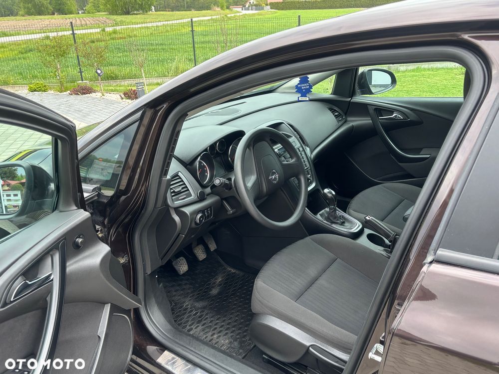 Opel Astra ver-1-4-enjoy - 5