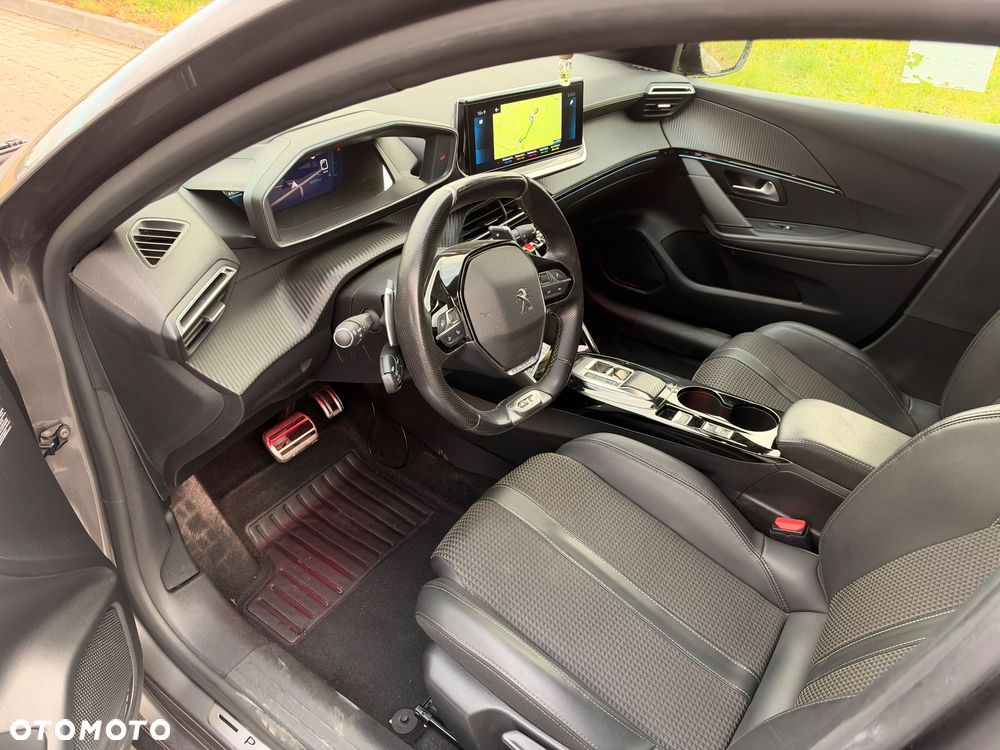 Peugeot 208 1.2 PureTech GT S&S EAT8 - 5