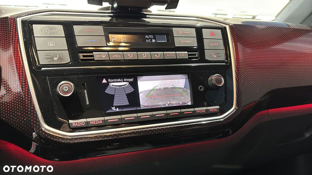 Volkswagen up! 1.0 TSI GTI - 19