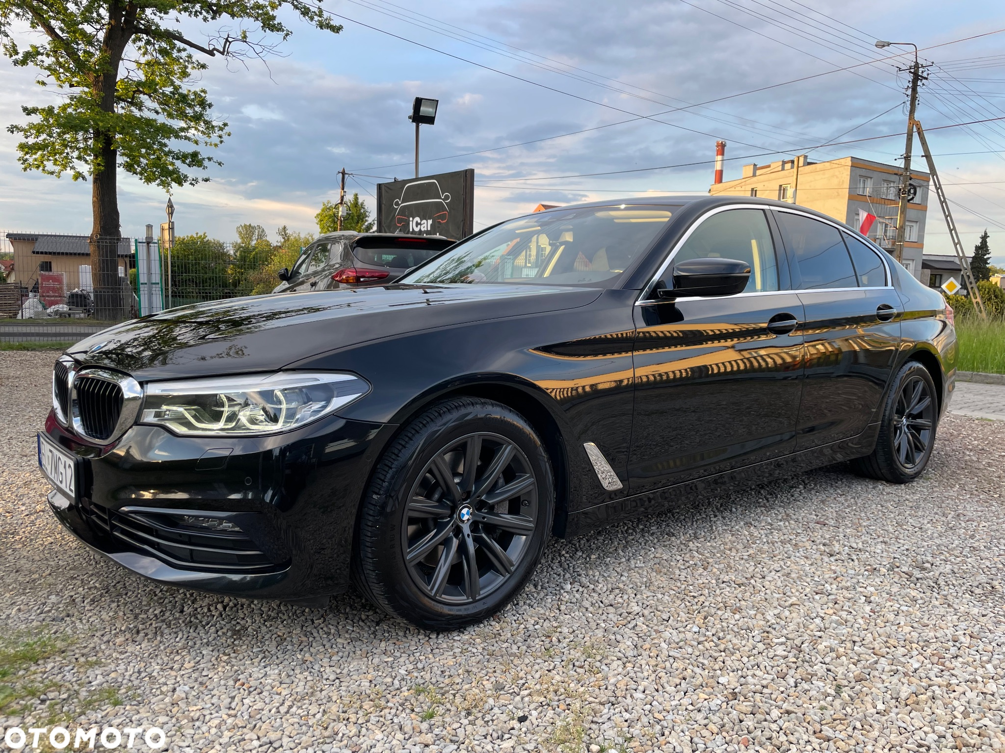 BMW Seria 5 530i xDrive Sport Line sport - 2