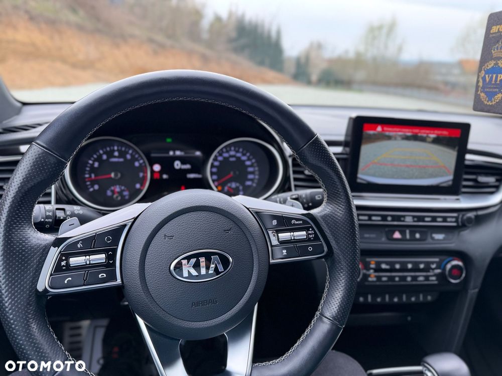 Kia ProCeed 1.4 T-GDI GT Line DCT - 17