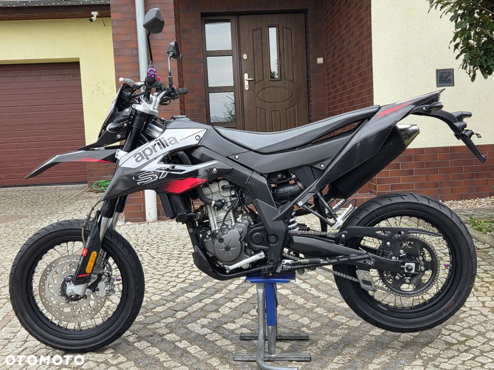 Aprilia SX - 6