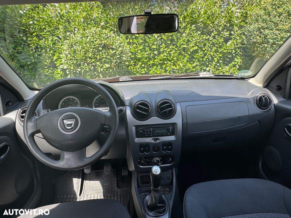 Dacia Duster 1.6 4x2 Acces - 11
