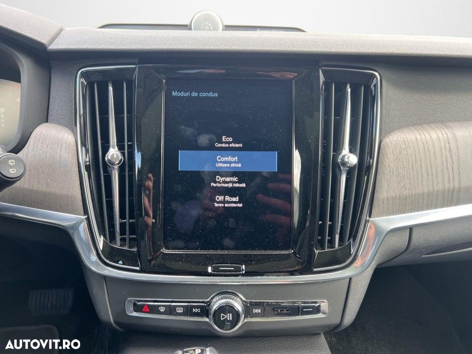 Volvo V90 - 17