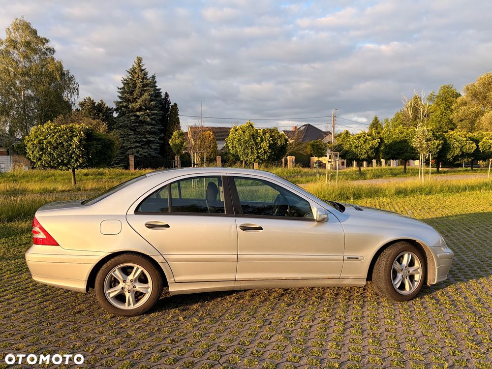 Mercedes-Benz Klasa C 200 CDI Classic - 7