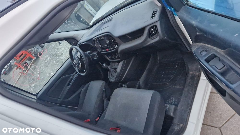 Fiat Doblo - 8