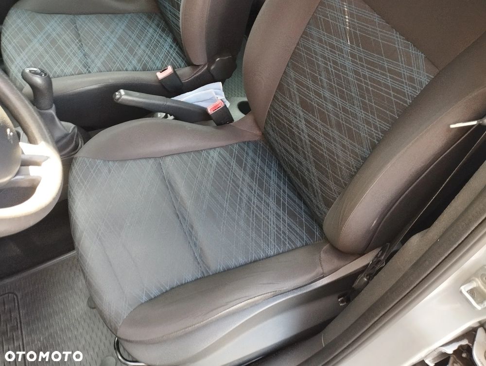 Renault Clio 1.2 TCE Authentique - 13