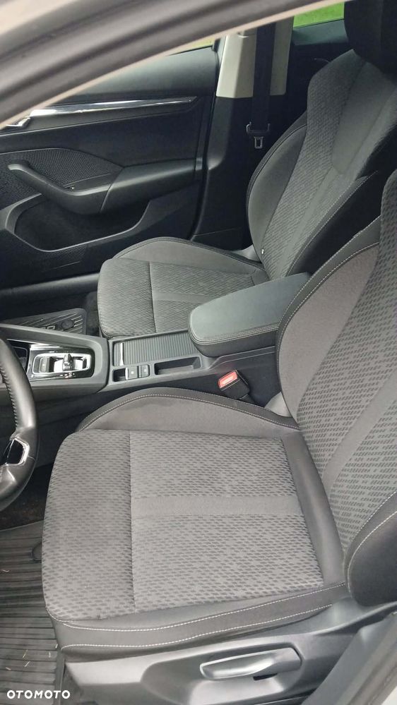 Skoda Octavia 2.0 TDI Style DSG - 19