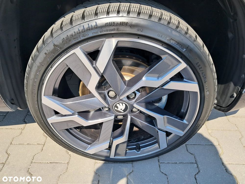 Skoda Karoq 1.5 TSI ACT Sportline DSG - 32