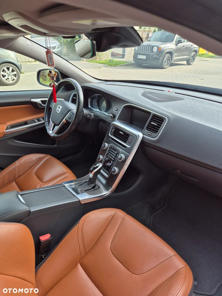 Volvo S60 T5 Drive-E R-Design Momentum - 33