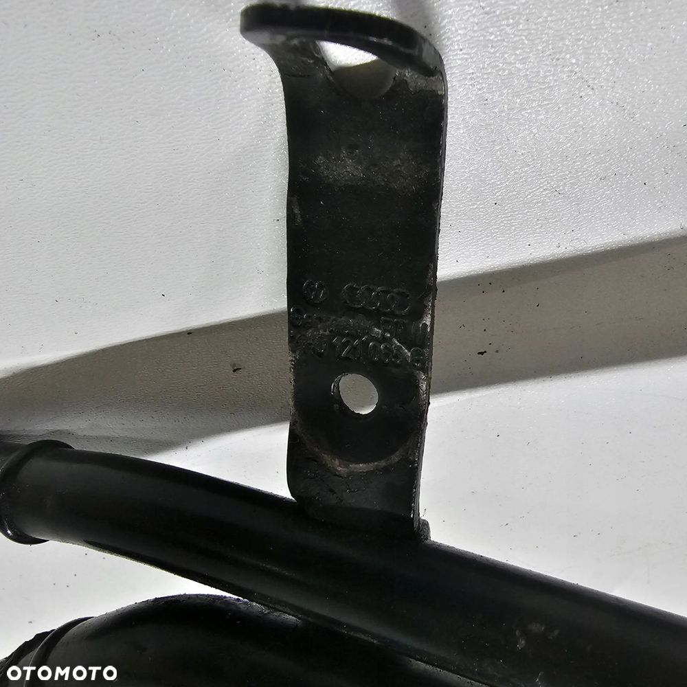 VW T5 2.5 TDI magistrala przewód węże wody silnika 7H0121065P - 3